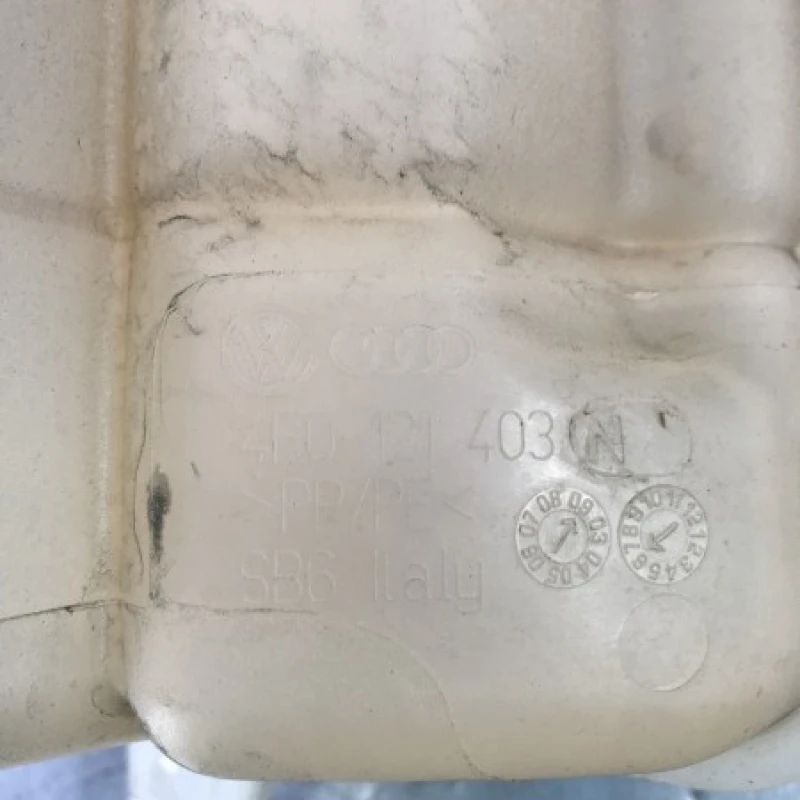 Vas expansiune / Audi A4 B8 2010 / Motor, racire si evacuare