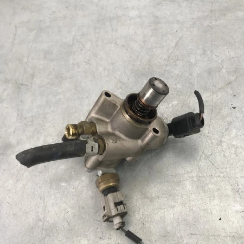Pompa combustibil injectie Audi A6 C6 2010