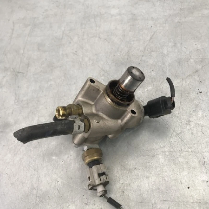 Pompa combustibil injectie Audi 