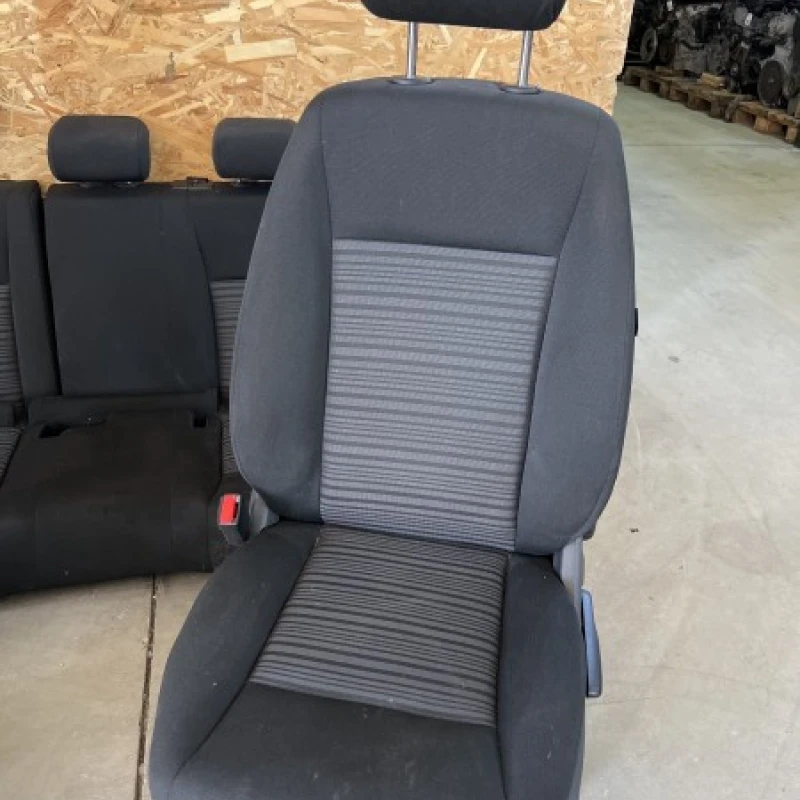 Scaune fata spate interior / Mercedes-Benz B Class W246 2015 / Interior