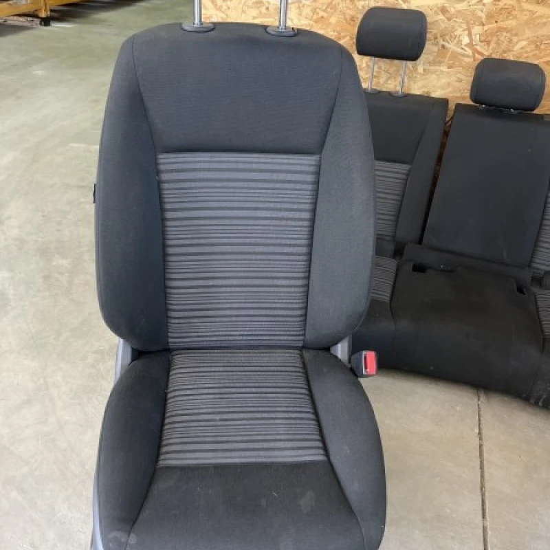 Scaune fata spate interior / Mercedes-Benz B Class W246 2015 / Interior