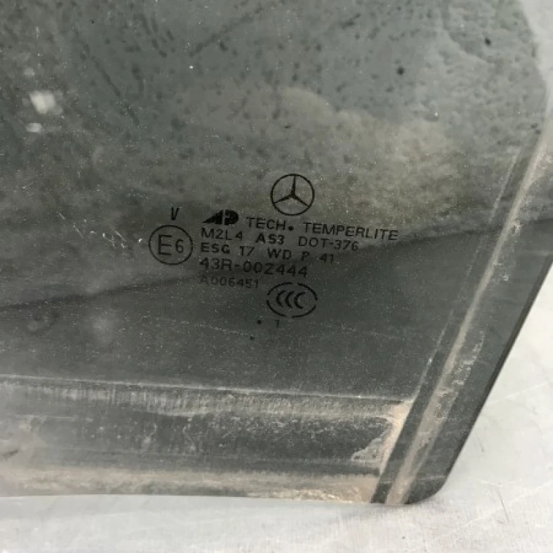 Geam stanga spate / Mercedes-Benz GL Class X164 2012 / Caroserie, oglinzi si faruri