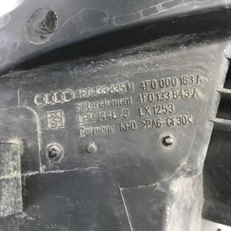 Carcasa filtru aer / Audi A6 C6 2010 / Motor, racire si evacuare