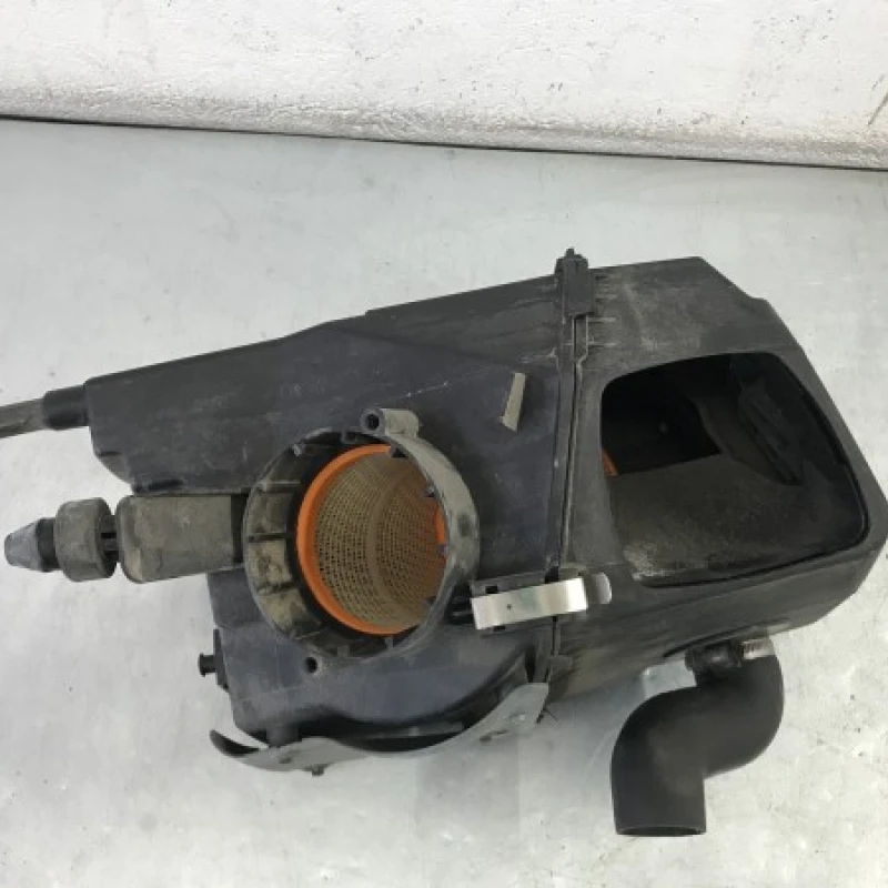 Carcasa filtru aer / Audi A6 C6 2010 / Motor, racire si evacuare