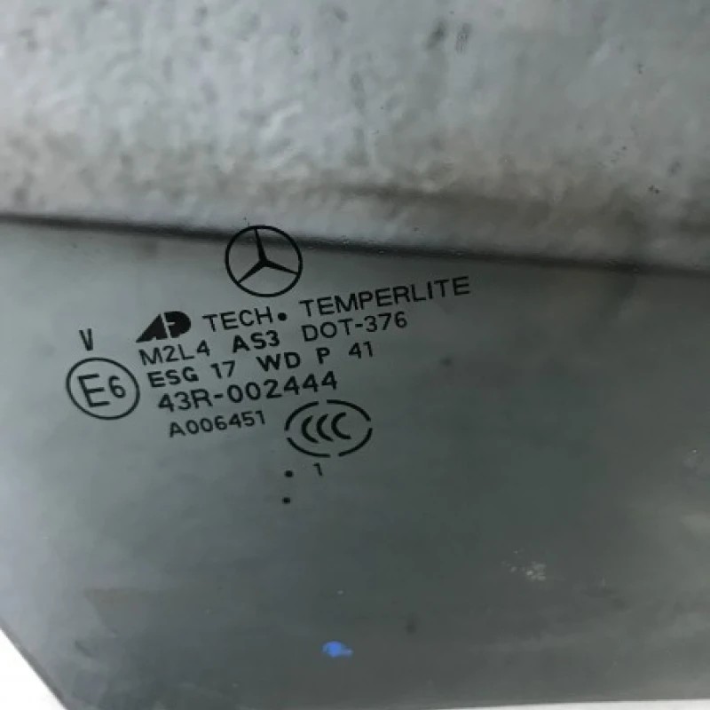 Geam dreapta spate / Mercedes-Benz GL Class X164 2012 / Caroserie, oglinzi si faruri