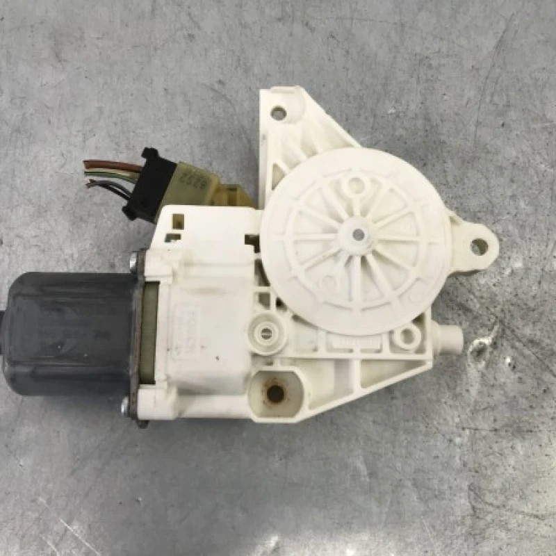 Motoras geam dreapta spate Mercedes-Benz GL Class X164 2012