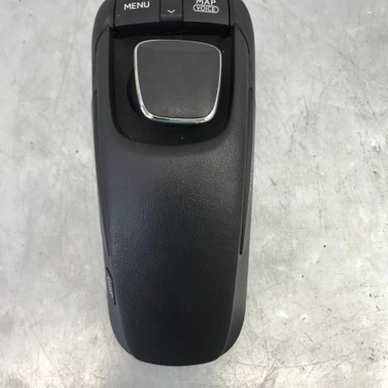 Joystick controler navigatie / Lexus CT 200h CT 200h 2012 / Interior