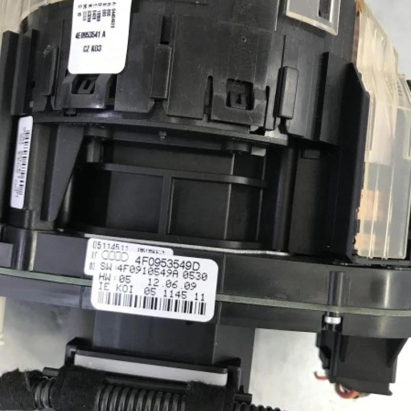 Spira volan cu manete / Audi A6 C6 2010 / Audio si electronice