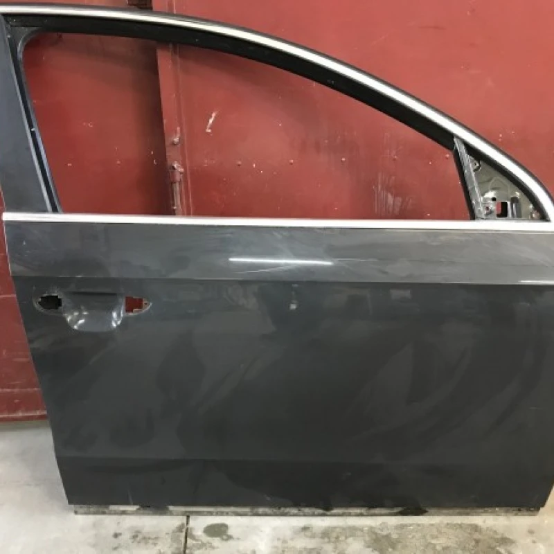 Usa dreapta fata Volkswagen 