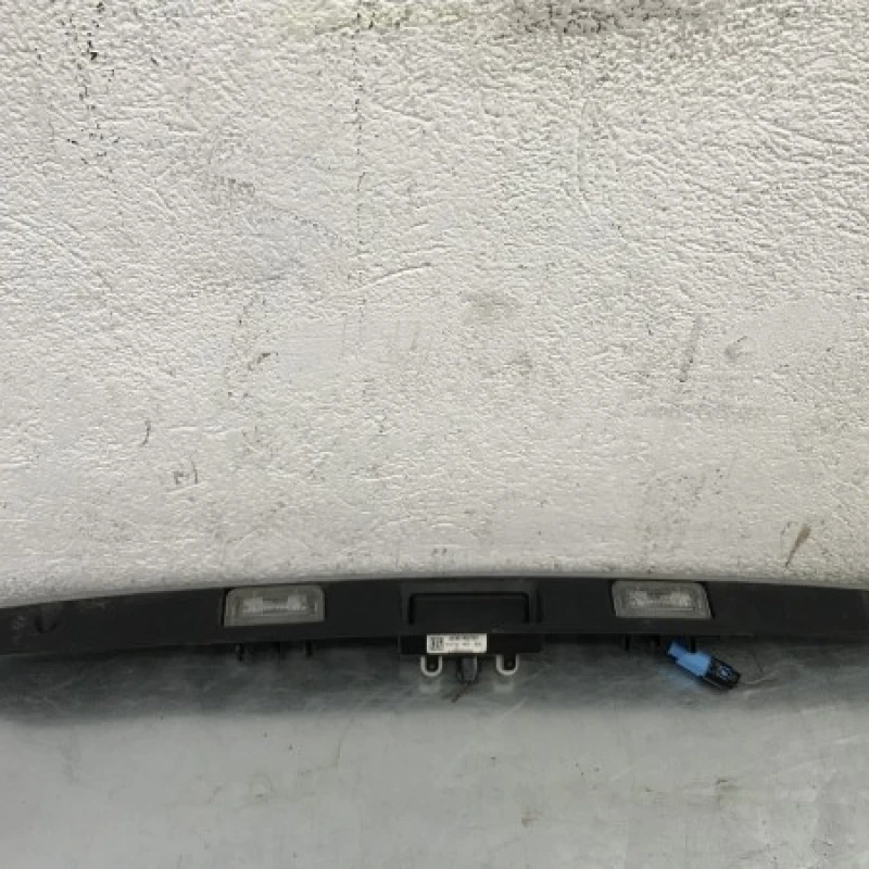 Maner buton deschidere haion / Mercedes-Benz GL Class X164 2012 / Caroserie, oglinzi si faruri