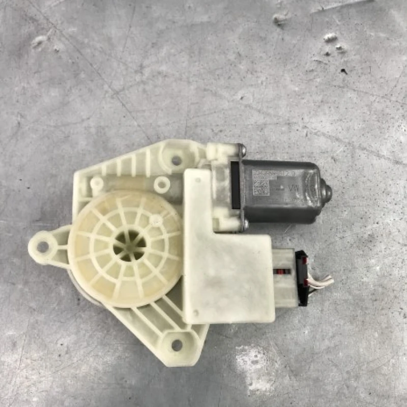 Motoras geam dreapta spate Volkswagen 