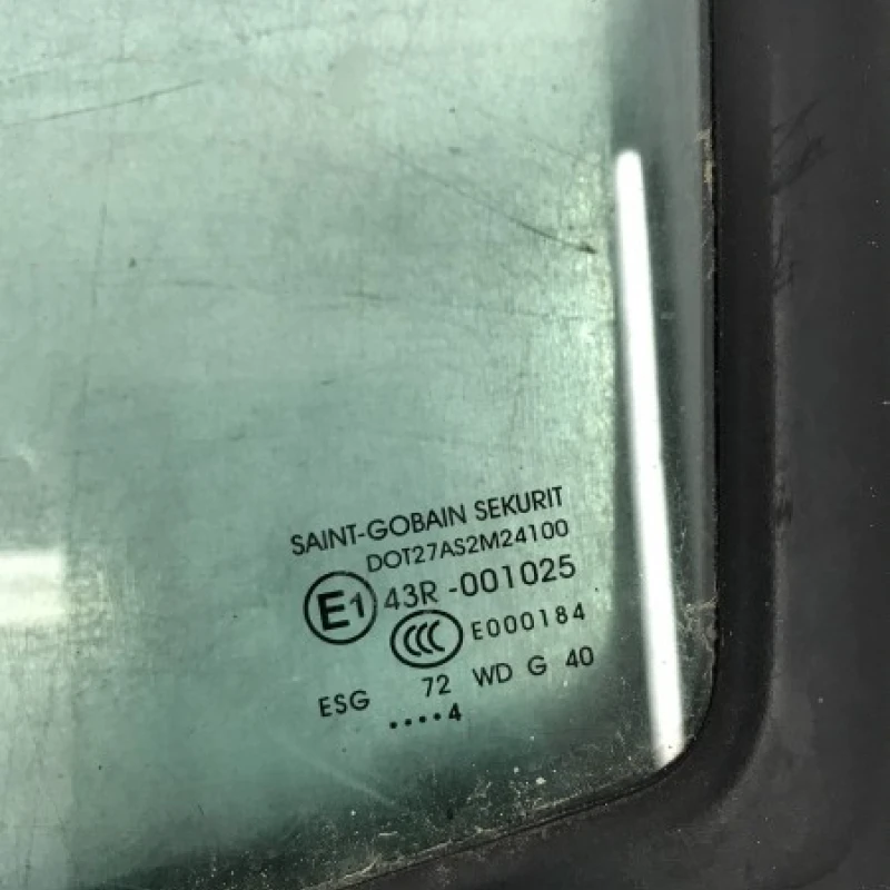 Geam stanga fata / Mercedes-Benz Sprinter 309/310/313/314/316 2014 / Caroserie, oglinzi si faruri
