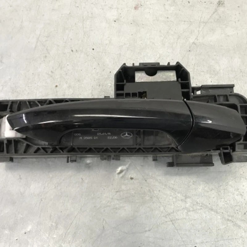 Maner usa dreapta fata Mercedes-Benz B Class W246 2015