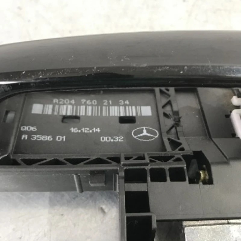 Maner usa stanga spate / Mercedes-Benz B Class W246 2015 / Caroserie, oglinzi si faruri