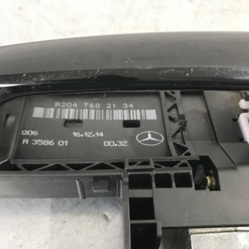 Maner usa stanga spate / Mercedes-Benz B Class W246 2015 / Caroserie, oglinzi si faruri