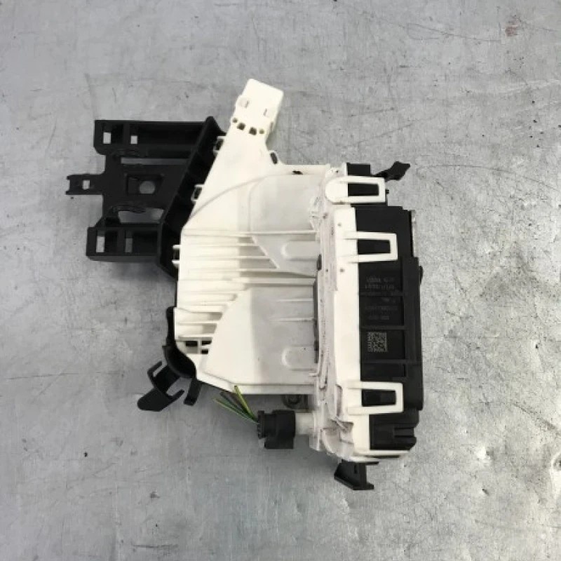Iala broasca usa dreapta spate Mercedes-Benz B Class W246 2015