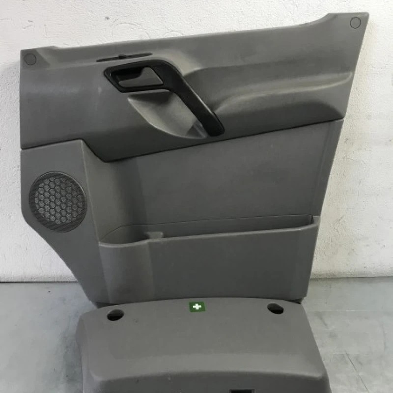 Panou tapiterie usa dreapta fata / Mercedes-Benz Sprinter 309/310/313/314/316 2014 / Interior