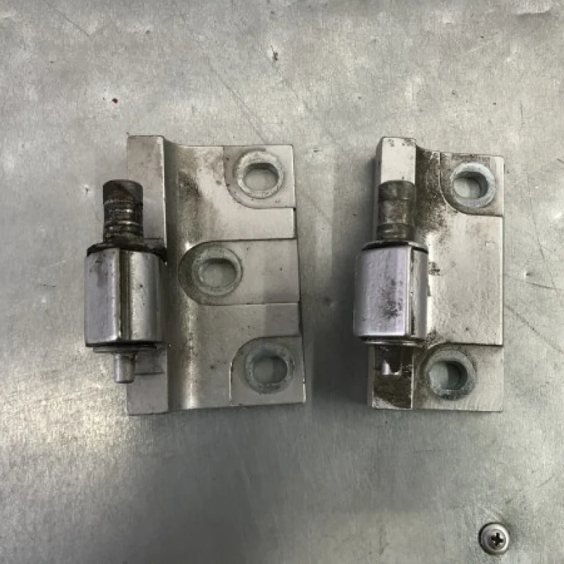 Balamale usa stanga fata Volkswagen 