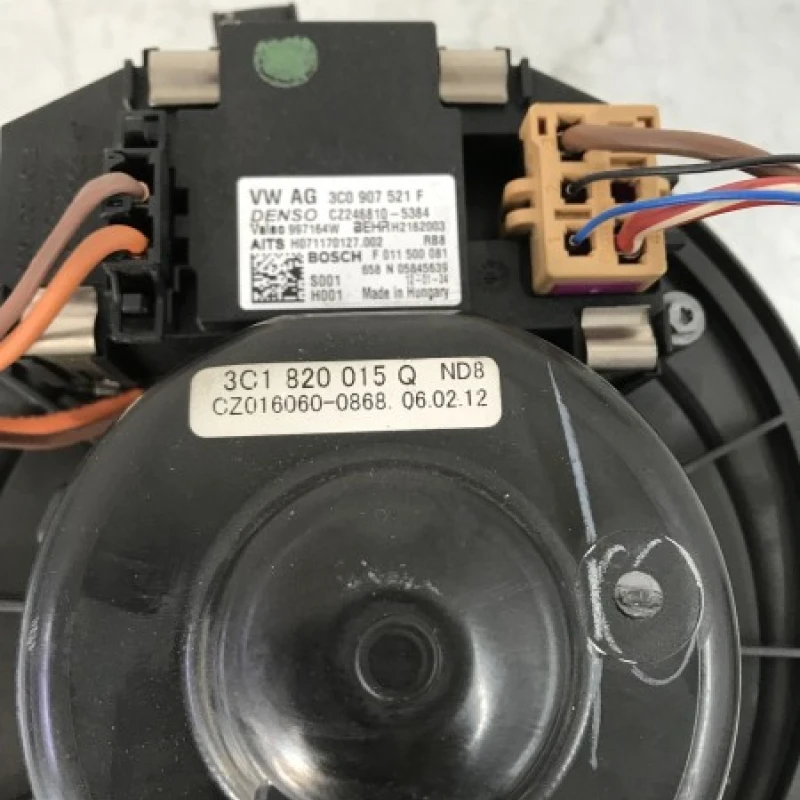 Ventilator aeroterma bord / Volkswagen Passat B7 2012 / Climatizare
