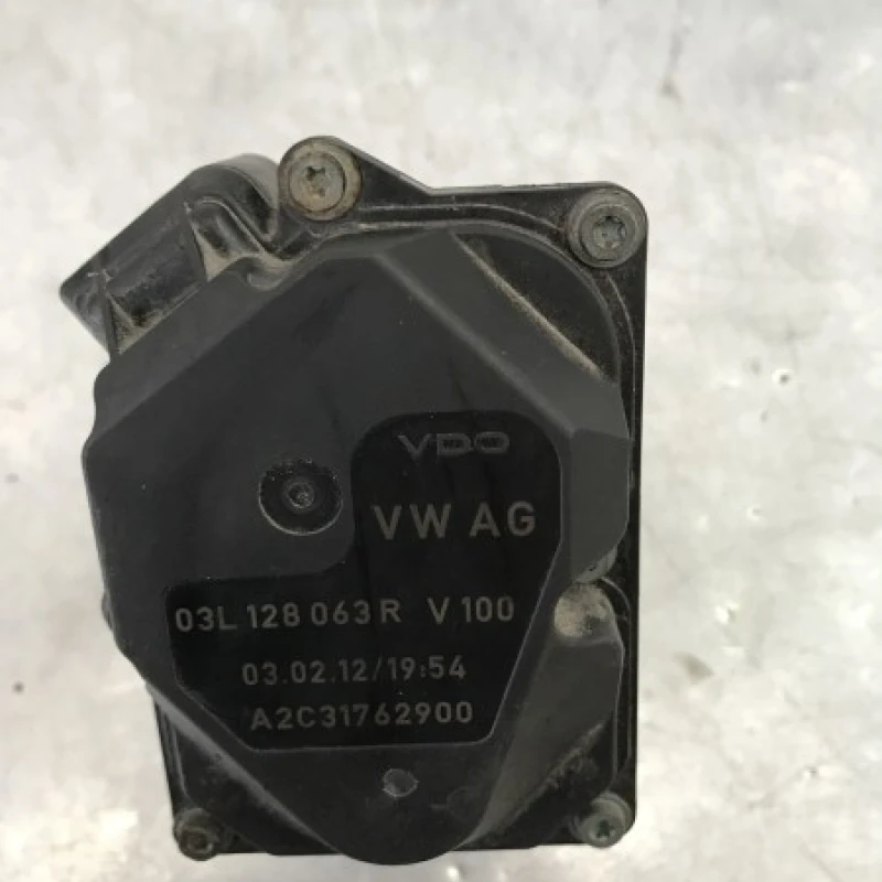 Clapeta de acceleratie / Volkswagen Passat B7 2012 / Motor, racire si evacuare