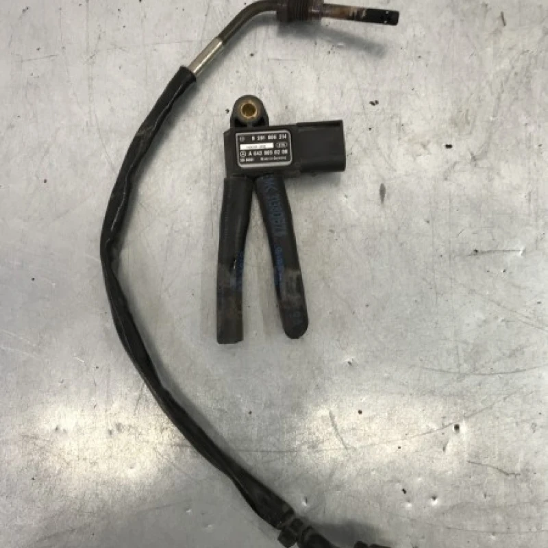 Senzor presiune filtru Mercedes-Benz 
