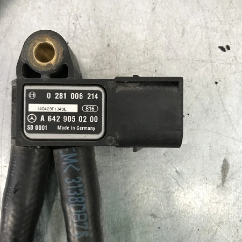 Senzor presiune filtru / Mercedes-Benz Sprinter 309/310/313/314/316 2014 / Audio si electronice