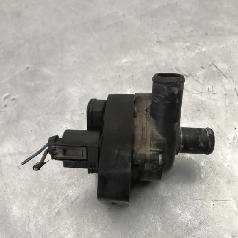 Pompa auxiliara recirculare apa / Mercedes-Benz Sprinter 309/310/313/314/316 2014 / Motor, racire si evacuare