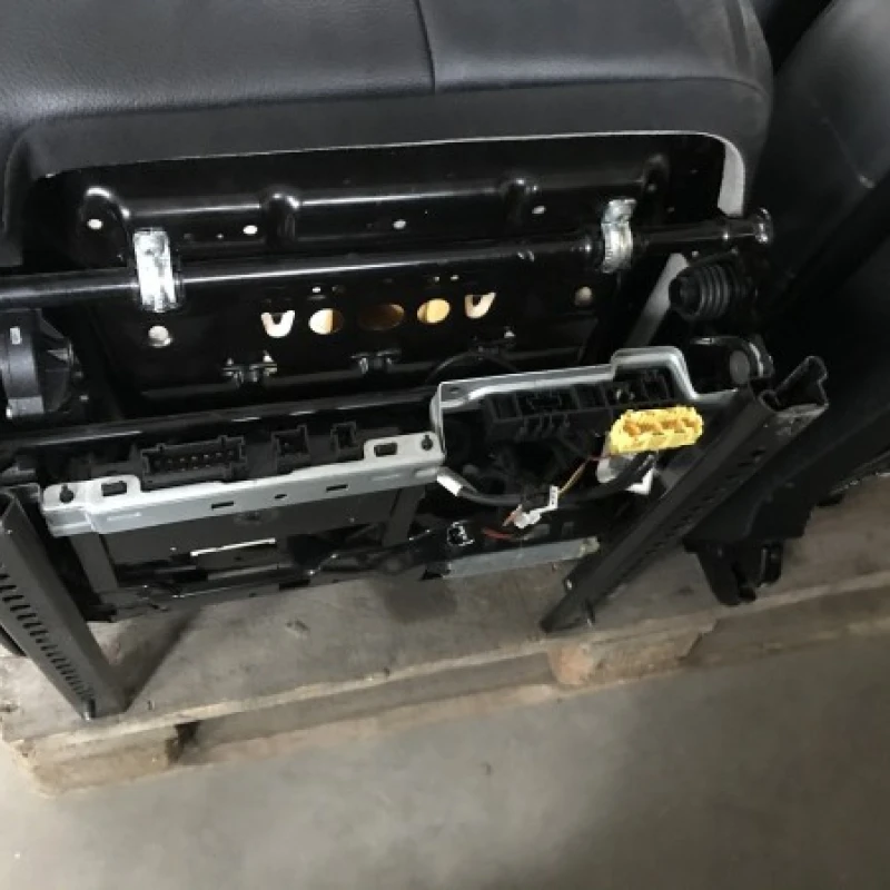 Scaune fata spate / Mercedes-Benz GL Class X164 2012 / Interior