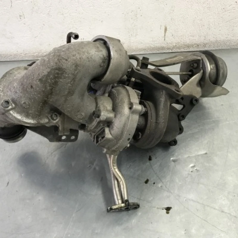 Turbosuflanta turbo turbina Mercedes-Benz 