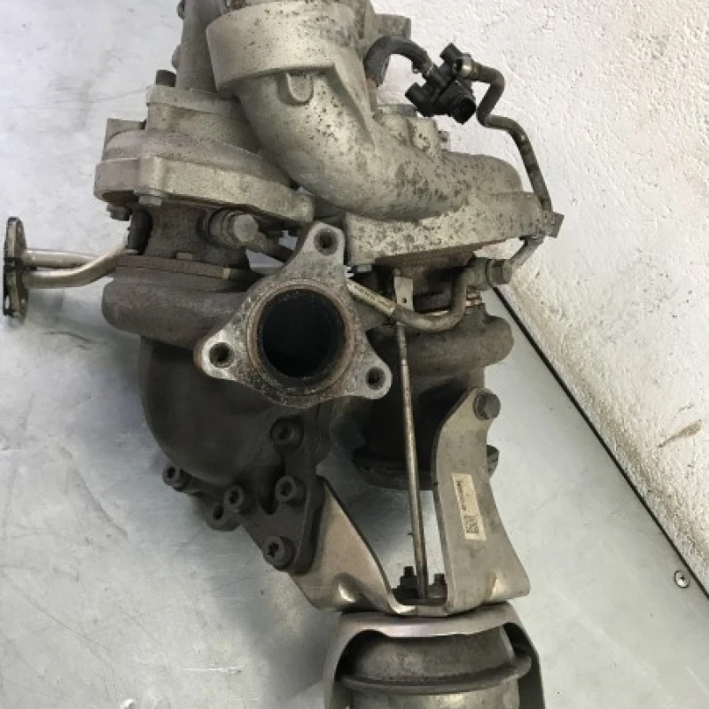 Turbosuflanta turbo turbina / Mercedes-Benz Sprinter 309/310/313/314/316 2014 / Motor, racire si evacuare