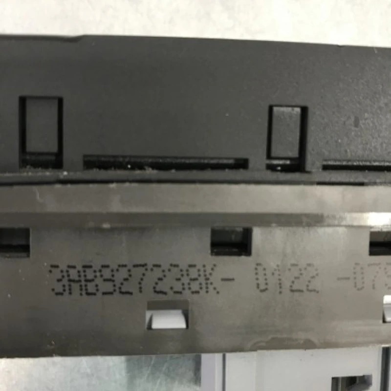 Butoane consola centrala / Volkswagen Passat B7 2012 / Interior