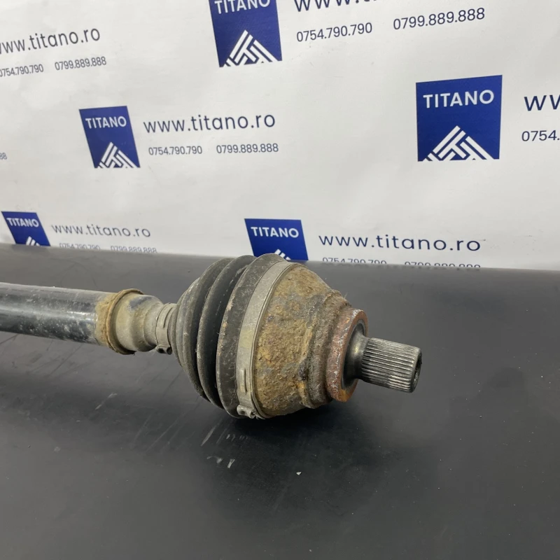 Planetara dreapta fata / Volkswagen Passat B7 2012 / Cutie viteze, ambreiaj, transmisie