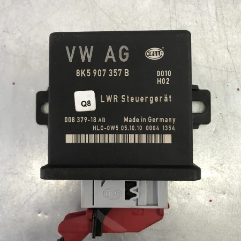 Modul control lumini Audi A4 B8 2010