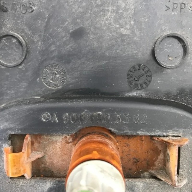 Ornament lateral / Volkswagen Crafter 2E/2F 2008 / Caroserie, oglinzi si faruri