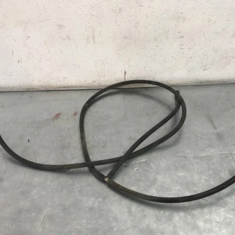 Furtun spalator faruri / Volkswagen Crafter 2E/2F 2008 / Caroserie, oglinzi si faruri