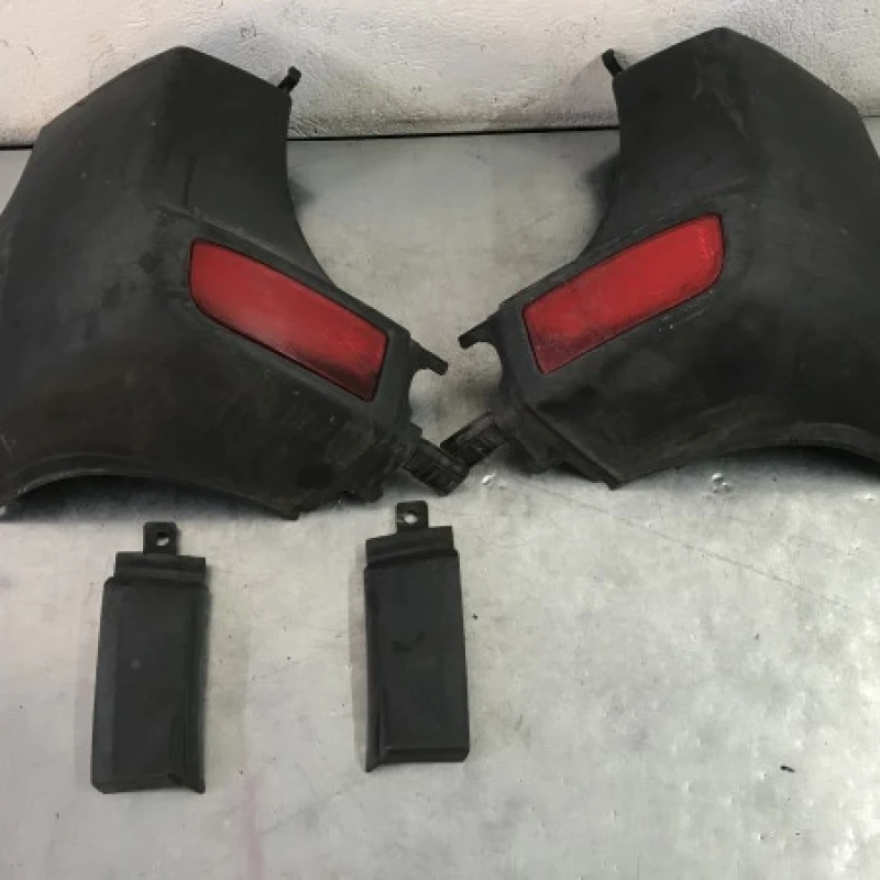 Coltar bara spate Mercedes-Benz 