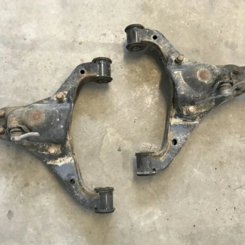 Brat inferior punte fata / Mercedes-Benz Sprinter 309/310/313/314/316 2014 / Directie si suspensie