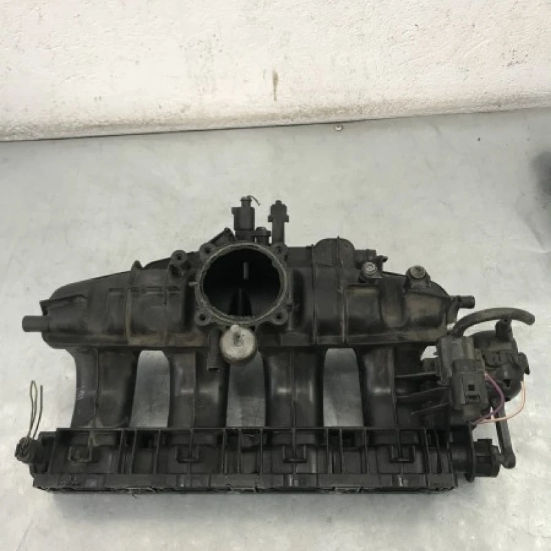 Galerie de admisie / Volkswagen Passat B6 2008 / Motor, racire si evacuare