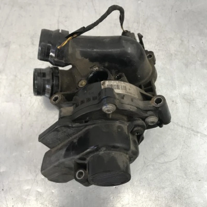 Pompa auxiliara recirculare apa / Volkswagen Passat B6 2008 / Motor, racire si evacuare