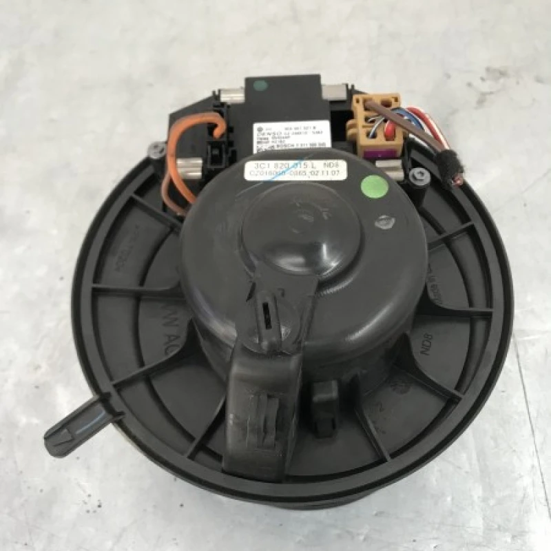 Ventilator aeroterma bord Volkswagen 