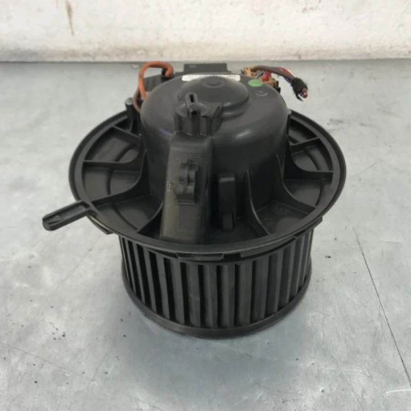 Ventilator aeroterma bord / Volkswagen Passat B6 2008 / Climatizare
