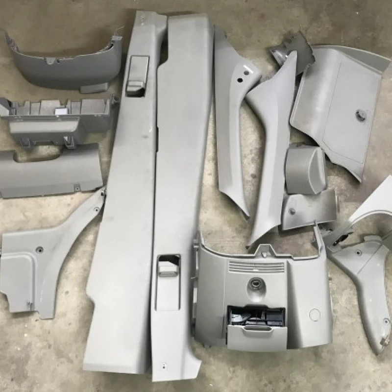 Plastic interior / Mercedes-Benz Sprinter 309/310/313/314/316 2014 / Interior