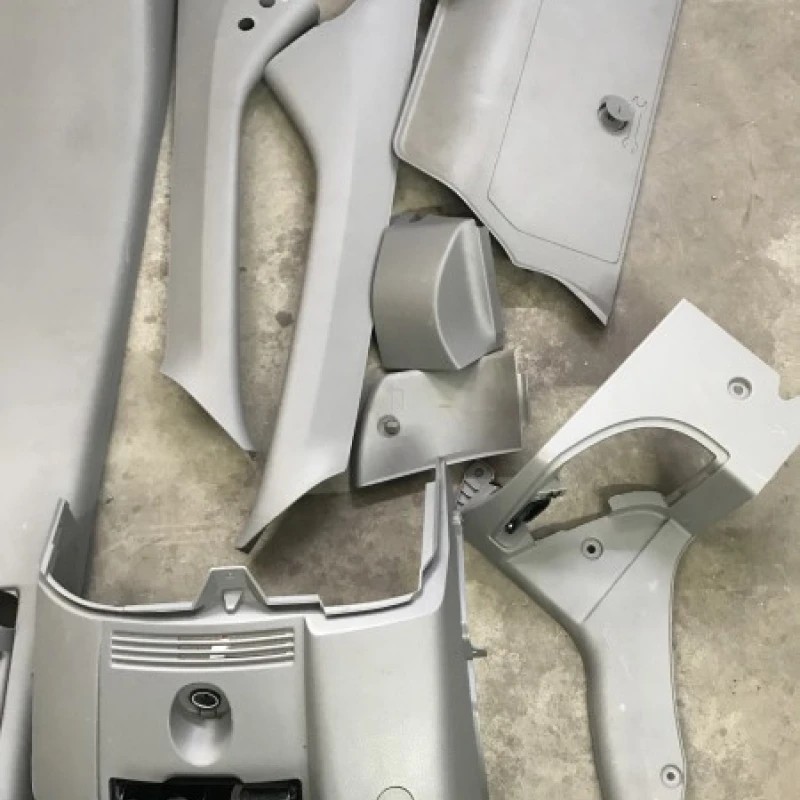 Plastic interior / Mercedes-Benz Sprinter 309/310/313/314/316 2014 / Interior