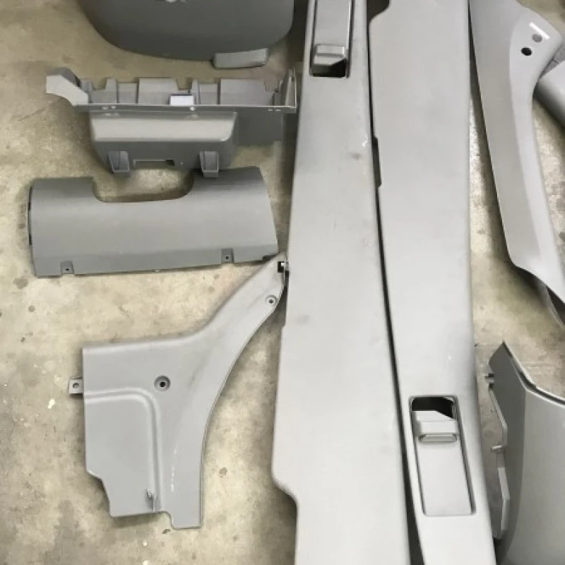 Plastic interior / Mercedes-Benz Sprinter 309/310/313/314/316 2014 / Interior