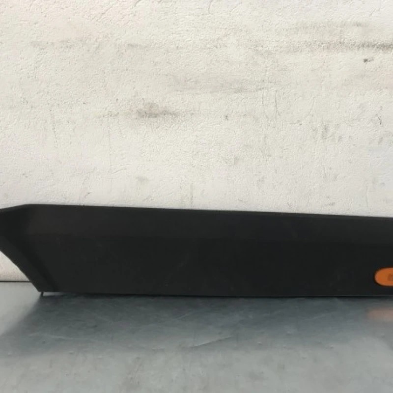 Ornament lateral / Mercedes-Benz Sprinter 309/310/313/314/316 2014 / Caroserie, oglinzi si faruri