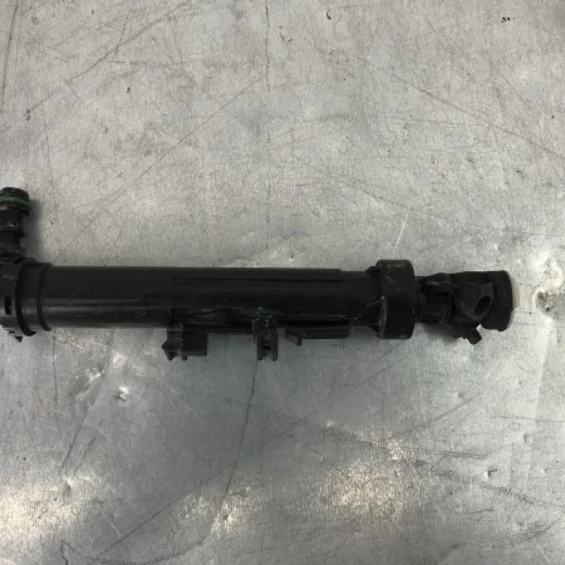 Spalator far dreapta / Mercedes-Benz Sprinter 309/310/313/314/316 2014 / Caroserie, oglinzi si faruri