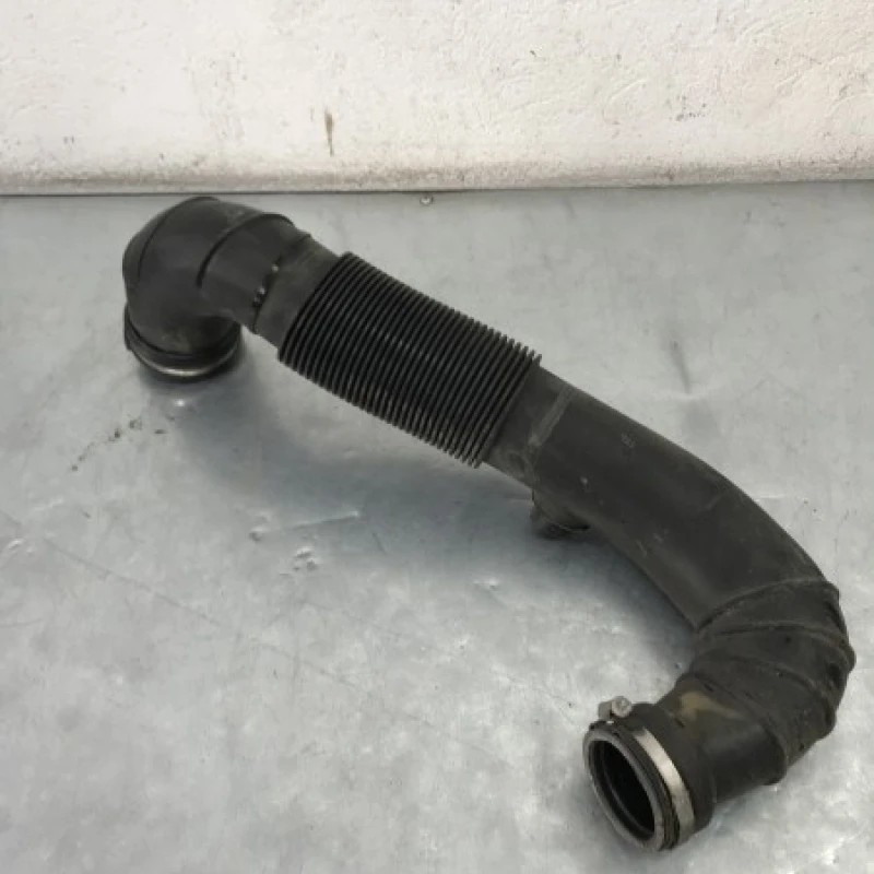 Tub intercooler / Mercedes-Benz Sprinter 309/310/313/314/316 2014 / Motor, racire si evacuare
