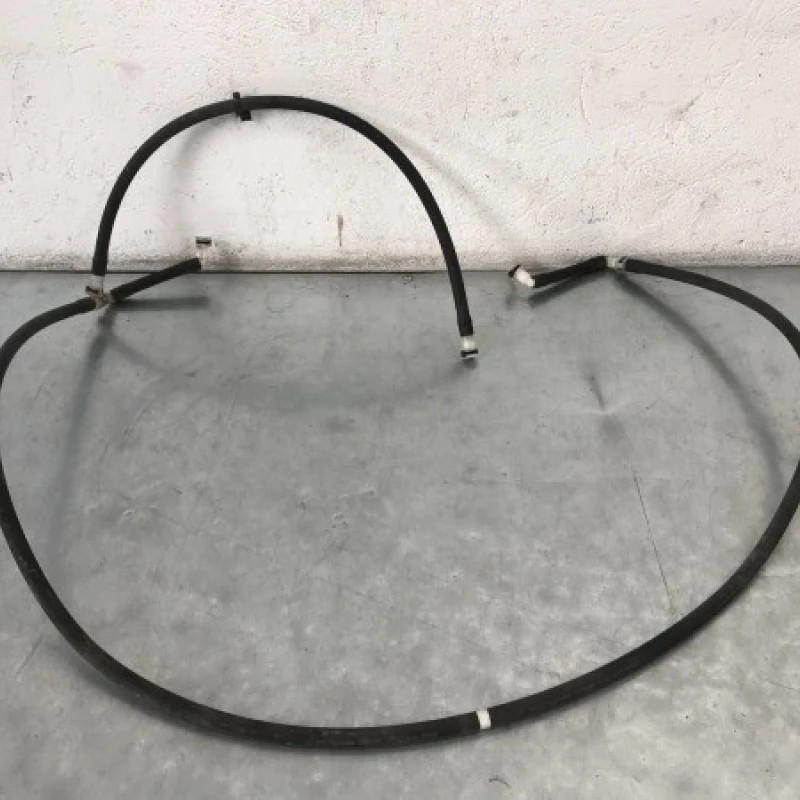 Furtun spalator faruri / Mercedes-Benz Sprinter 309/310/313/314/316 2014 / Caroserie, oglinzi si faruri