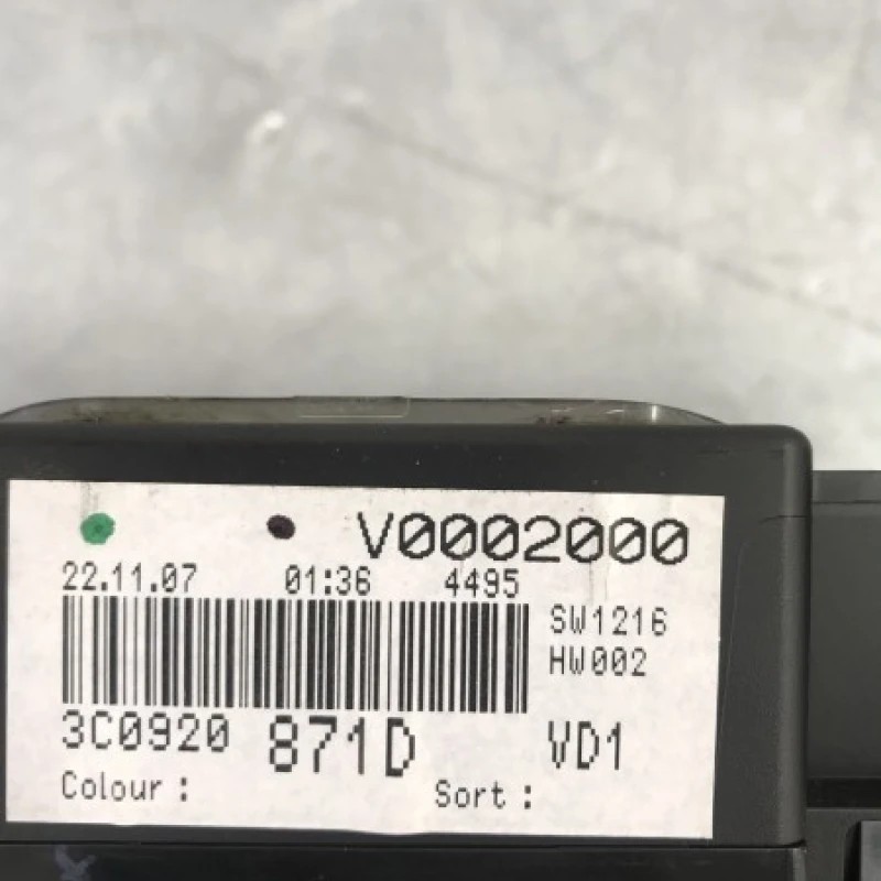 Ceas bord / Volkswagen Passat B6 2008 / Audio si electronice