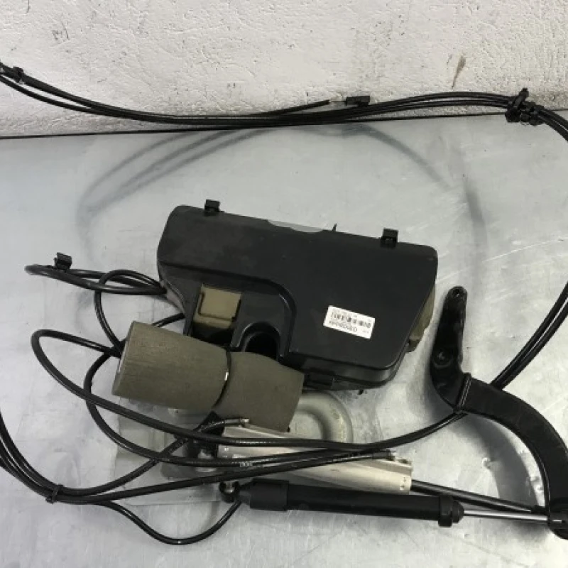 Pompa hidraulica haion / Mercedes-Benz GL Class X164 2012 / Audio si electronice